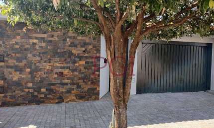 Casa térrea á venda Parque Bandeirantes , próximo Av Treze de Maio