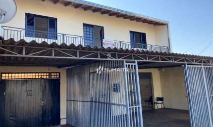 Casa com 3 dormitórios para alugar, 130 m² por R$ 2.350,00/mês - Conjunto Habitacional Alexandre Urbanas - Londrina/PR