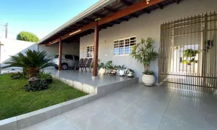 Excelente Casa com 3 dormitórios à venda, 215 m² por R$ 780.000 - Leonor - Londrina/PR