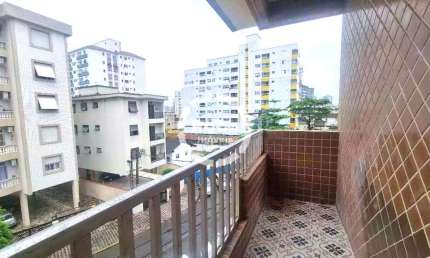 Imperdível! Apartamento à venda em Santos-SP, Campo Grande, com 2 quartos, 1 suíte, 2 salas, 2 banheiros, 1 vaga de garagem.