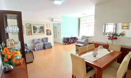 Imperdível oportunidade: Apartamento à venda em Santos-SP, 2 quartos, 2 salas, 2 banheiros, 1 vaga de garagem, 105m² no Embaré!