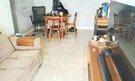 Apartamento de luxo na Vila Belmiro, Santos-SP: 2 quartos, 1 suíte, 2 salas, 2 banheiros, 2 vagas de garagem, 70m² de área - Residencial Porto Panorama.