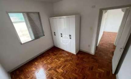 Apartamento à venda em Santos-SP - Bairro Campo Grande  2 quartos, 2 salas, 1 banheiro, 1 vaga de garagem  60m² de área