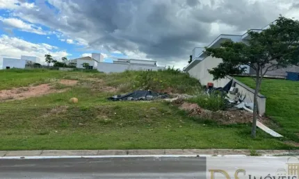 TERRENO DE 800 M² NO CONDOMÍNIO CAMPOS DE SANTO ANTONIO II