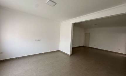 Casa com 3 quartos para alugar na Av. dos Ciprestes, 99, Chácaras Primavera, Itu, 165 m2 por R$ 6.000