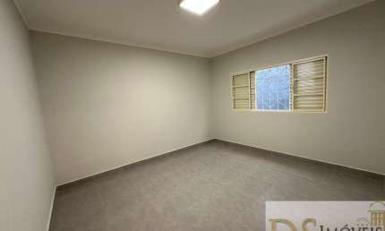 Casa à Venda: 3 Quartos, 1 Suíte, 1 Sala no bairro Santa Tereza em Itu/SP  132 m²  Ótima Oportunidade!