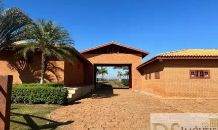 HARAS DE ALTO PADRÃO À VENDA NA REGIÃO DE TATUÍ/SP: 56 ALQUEIRES DE EXCELÊNCIA PARA CRIAÇÃO DE CAVALOS E AGRICULTURA