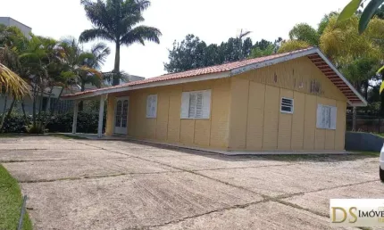Casa com 3 quartos à venda na Rua Alberto Luz Cardoso, 9, Parque Village Castelo, Itu, 240 m2 por R$ 980.000