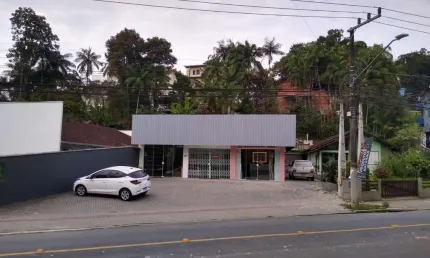 Sala comercial com 3 salas à venda na Rua Copacabana, 463, Floresta, Joinville
