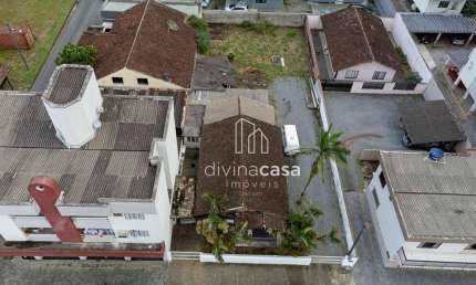 Terreno à venda, 714 m² por R$ 1.300.000,00 - Centro - Jaraguá do Sul/SC