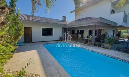 Casa com 3 dormitórios à venda, 278 m² por R$ 1.290.000,00 - Três Rios do Sul - Jaraguá do Sul/SC