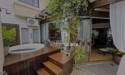 Casa com 3 dormitórios à venda, 259 m² por R$ 2.230.000,00 - Chico de Paulo - Jaraguá do Sul/SC