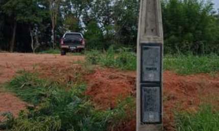 Otimo  2 lotes de 1.000 mil  metros cada ,, Terreno para sua  Chacara