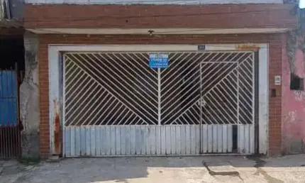 Casa  tipo sobrado com 6 dormitórios à venda, 250 m²