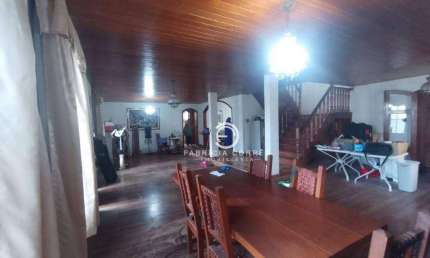 Sobrado com 6 dormitórios à venda, 670 m² por R$ 1.500.000,00 - Estiva - Taubaté/SP