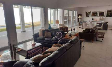 Sobrado com 3 dormitórios, 470 m² - venda por R$ 2.600.000,00 ou aluguel por R$ 12.886,00/mês - Condomínio Village Taubaté - Taubaté/SP