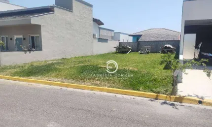 Terreno à venda, 253 m² por R$ 212.000,00 - Condomínio Pinheiros de Tremembé - Tremembé/SP