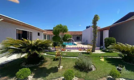 Casa com 2 dormitórios à venda, 260 m² por R$ 900.000,00 - Parque Senhor do Bonfim - Taubaté/SP