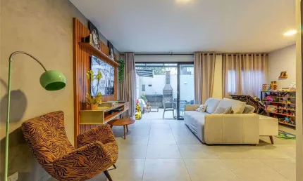 Casa com 3 quartos à venda na Rua Cancioneiro Popular, Chácara Santo Antônio, São Paulo
