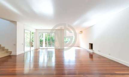Casa em Condomínio em Jardim Petrópolis, São Paulo/SP