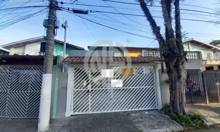 Casa com 3 quartos para alugar na Rua Ana Karlik, Vila Cruzeiro, São Paulo