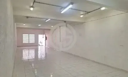 Casa comercial para alugar na Rua Tuim, Moema, São Paulo