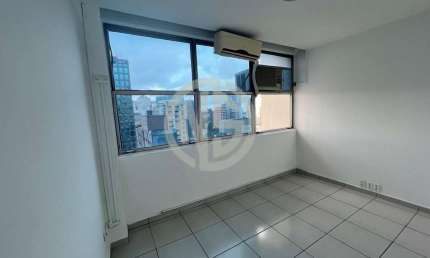 Casa comercial para alugar na Avenida Paulista, Bela Vista, São Paulo