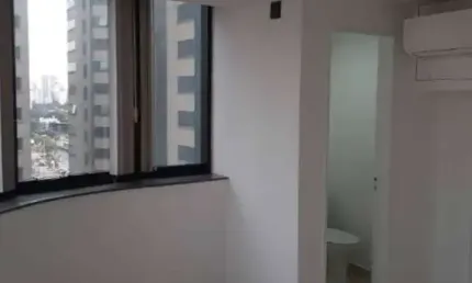 Casa comercial para alugar na Avenida Iraí, Moema, São Paulo