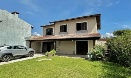 C224 Sobrado com piscina à beira mar de Mariluz/Imbé