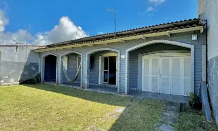 C137 Imóvel no centro de Mariluz próximo ao mar e comércio