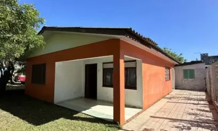 C111 Exclusividade na Av. Mariluz, próximo ao comércio/ Imbé