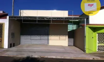 Salão Comercial com edícula disponível para venda em Cerquilho/SP
