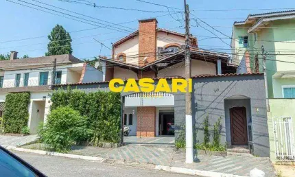 Sobrado amplo com 4 suítes e 7 vagas à venda no parque dos pássaros – próximo à fei e santa casa