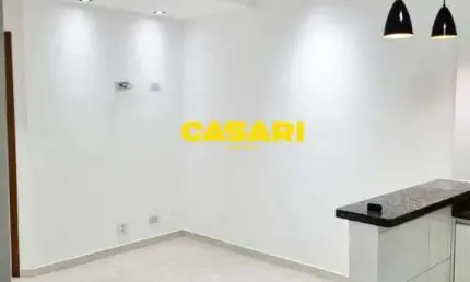 Apartamento com 2 dormitórios e 1 vaga – jardim cristiane, santo andré
