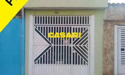Sobrado 2 Dormitórios com Sacada à Venda em São Bernardo do Campo – Rua Residencial Próxima ao Centro Comercial
