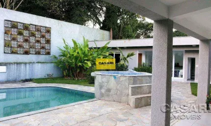 Casa à venda com 3 suítes, piscina e lazer completo – excelente localização – 925 m² de terreno