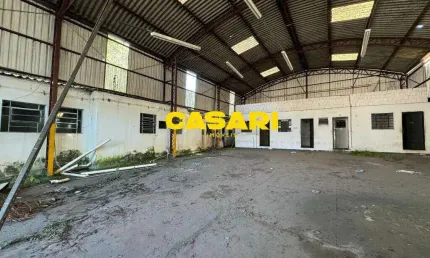 Galpão para alugar, 700 m² - Jardim - Santo André/SP