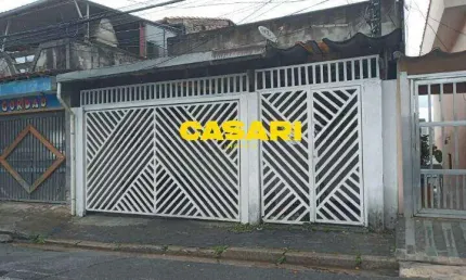 Casa com 2 moradias e 2 vagas à venda – 100m da pereira barreto, santo andré