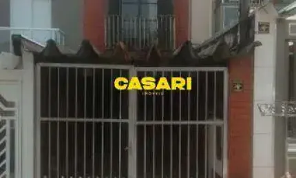 Sobrado com 2 dormitórios e vaga coberta à venda – Conforto e praticidade