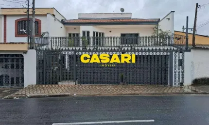 Casa com 4 Dormitórios, Piscina e Edícula à Venda no Centro de São Bernardo do Campo – 444 m²