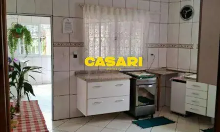 Sobrado com 3 dormitórios à venda, 190 m² por R$ 848.000,00 - Parque Sete de Setembro - Diadema/SP