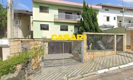 Sobrado com 4 dormitórios, piscina e área gourmet à venda no Parque dos Pássaros - São Bernardo do Campo