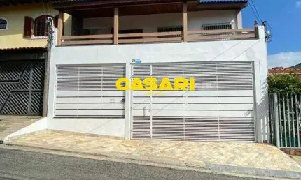 Sobrado diferenciado com 4 dormitórios à venda em rudge ramos – 263m² em são bernardo do campo