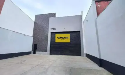 Galpão amplo com mezanino na av. dom ruyce f. alvim – 400 m² de terreno