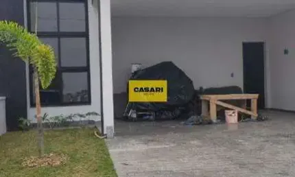 Linda casa à venda no condomínio reserva dos ipês em boituva/sp