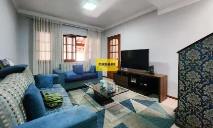 Casa semi-mobiliada de 300m² com varanda no planalto – ótima localização