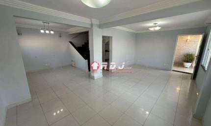 Sobrado com 3 dormitórios à venda, 92 m² por R$ 899.000,00 - Embaré - Santos/SP