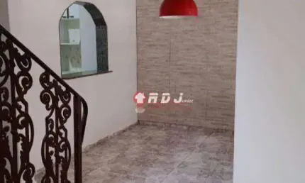 Sobrado com 4 dormitórios à venda, 160 m² por R$ 600.000,00 - Macuco - Santos/SP