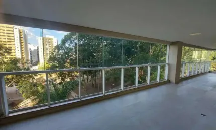 Apartamento com 192m² no Central Park - Sol da Manhã em frente a Praça Ulisses Guimarães