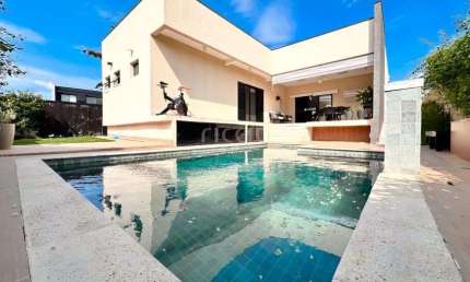 Alphavile II casa térrea com 3 suites, espaço gourmet e piscina - avalia troca